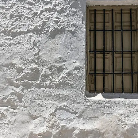 098 Traditional 2 Bed Pueblo Townhouse With Private Terrace 度假居 贝纳尔马德纳