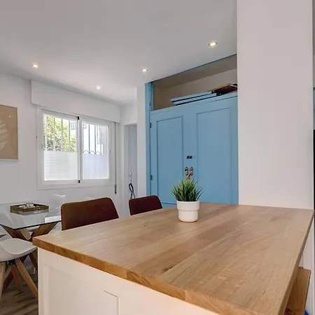 098 Traditional 2 Bed Pueblo Townhouse With Private Terrace 度假居 贝纳尔马德纳