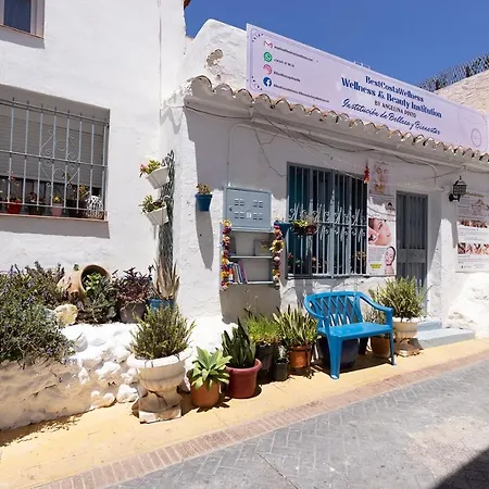 098 Traditional 2 Bed Pueblo Townhouse With Private Terrace Holiday home