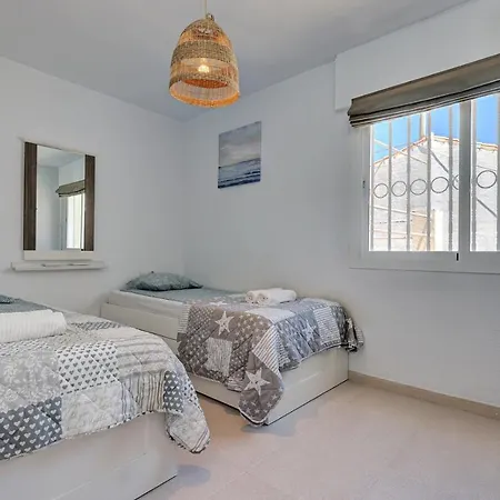 Holiday home 098 Traditional 2 Bed Pueblo Townhouse With Private Terrace *