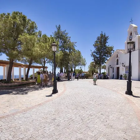098 Traditional 2 Bed Pueblo Townhouse With Private Terrace *