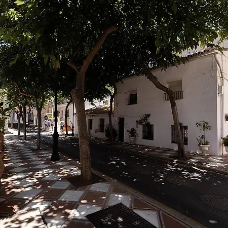 098 Traditional 2 Bed Pueblo Townhouse With Private Terrace Benalmadena