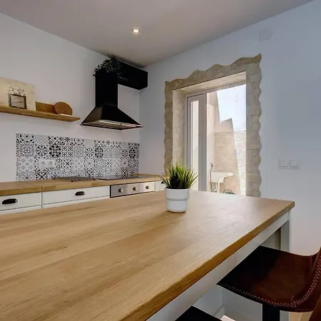 098 Traditional 2 Bed Pueblo Townhouse With Private Terrace *